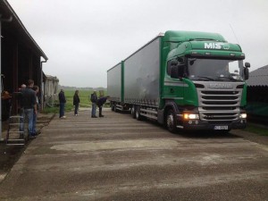 Hulptransport voor Oekraïne per vrachtwagen vanuit Nederland.
