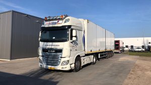 vrachtwagen voor transport naar oekraine